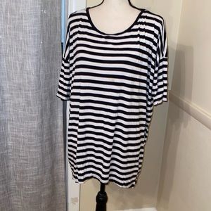 Lularoe black and white striped Beetlejuice addams family pugsley Irma top Lg
